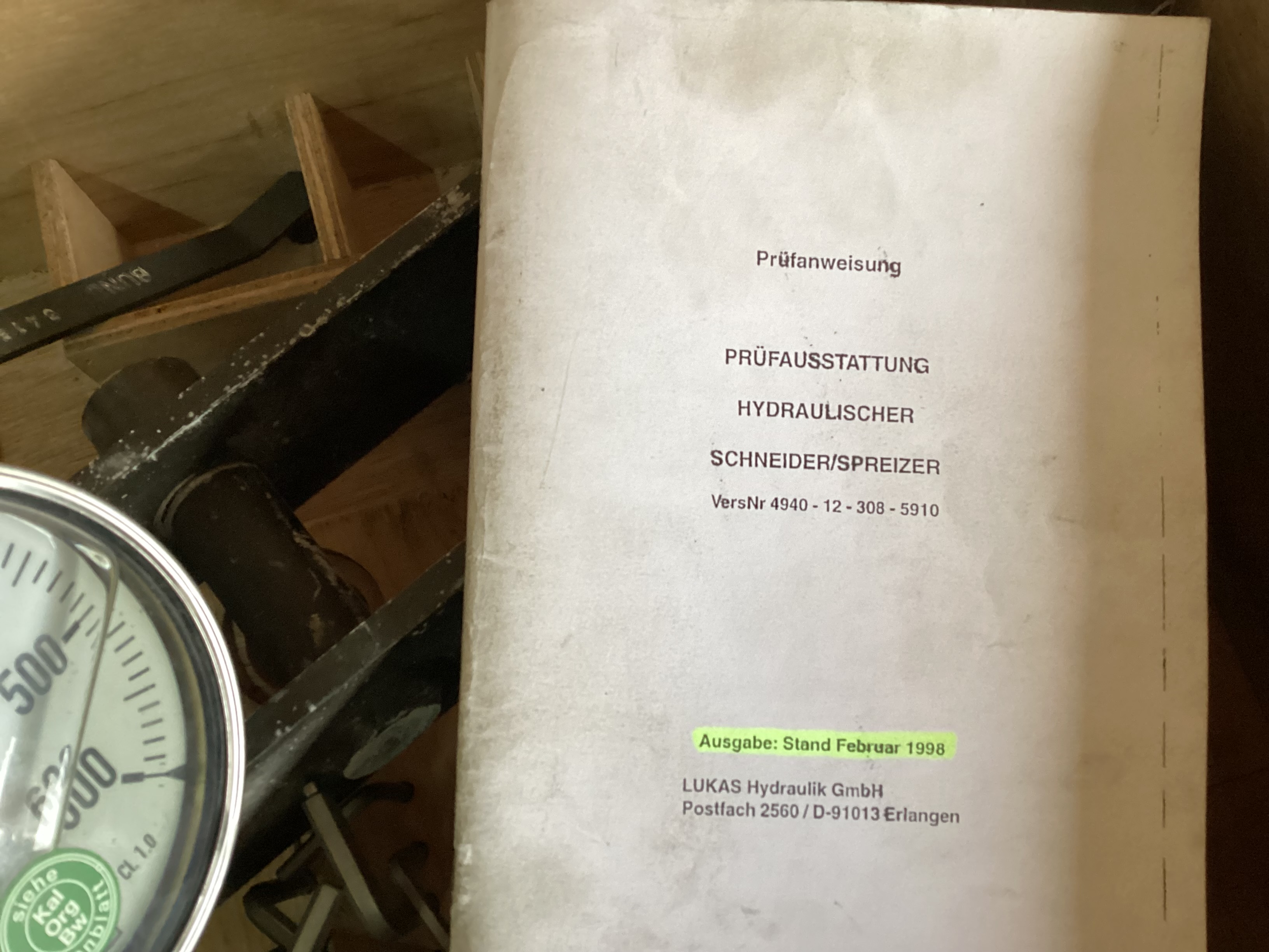 Bundeswehr, Prüfausstattung, Hydraulischer Schneider-Spreizer