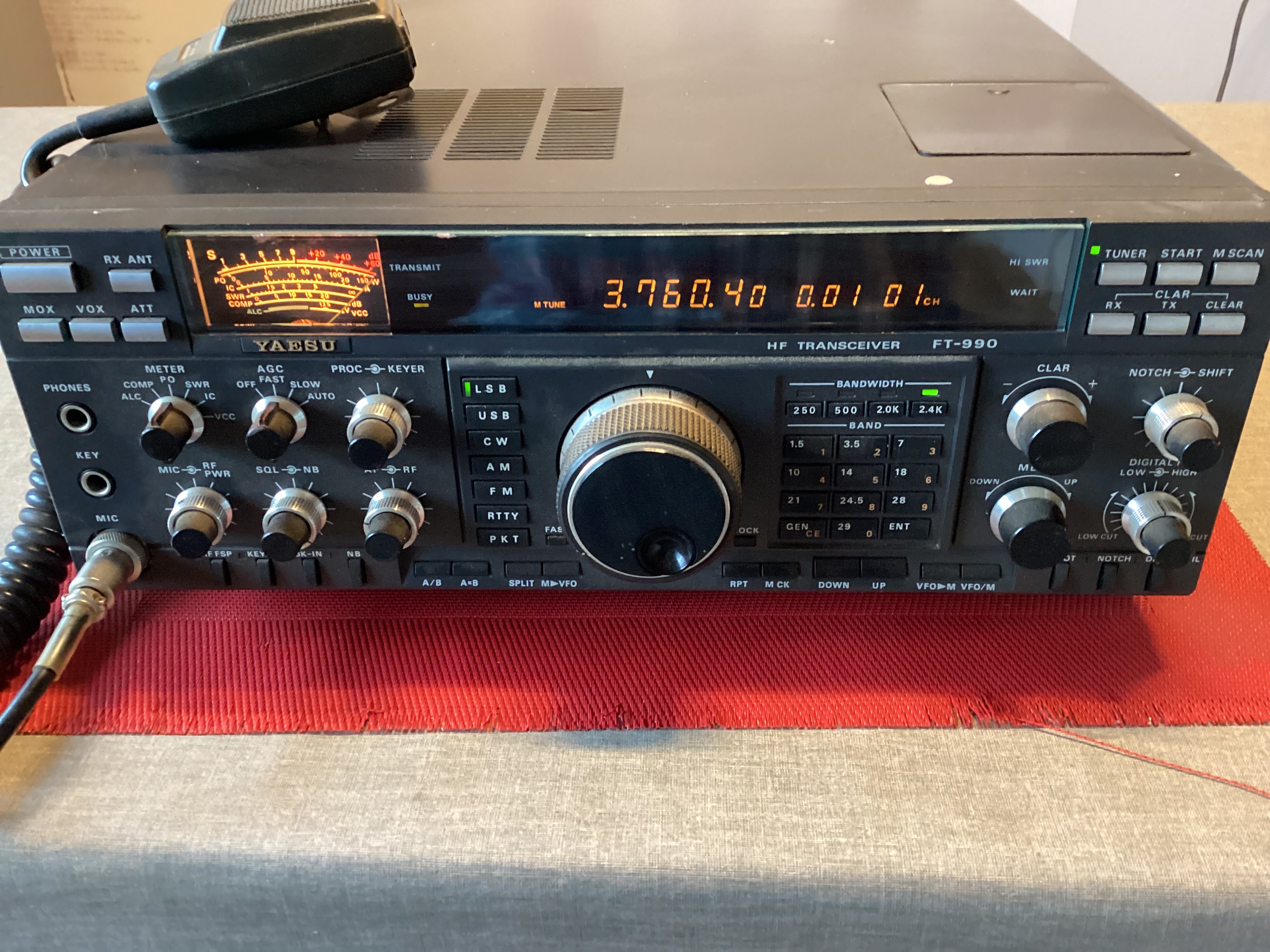 Jaesu HF-Transceiver FT-990 incl. Handapparat
