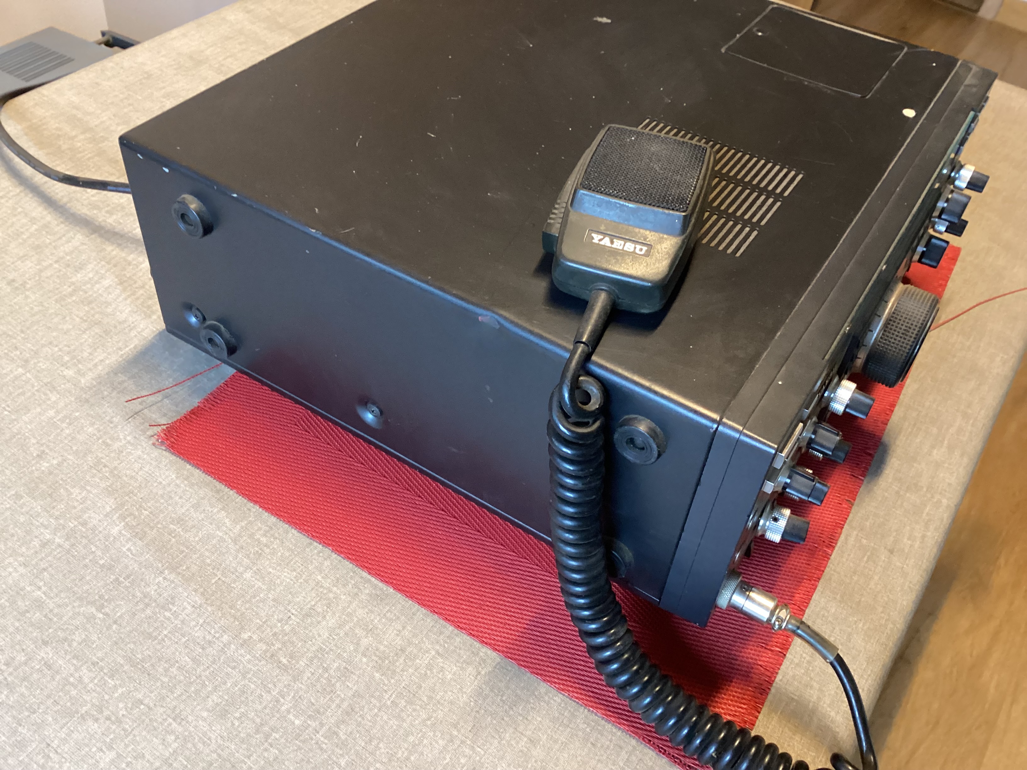 Jaesu HF-Transceiver FT-990 incl. Handapparat